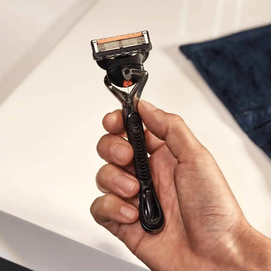Gillette Fusion 5 Proglide s vylepšeným zvlhčujúcim prúžkom