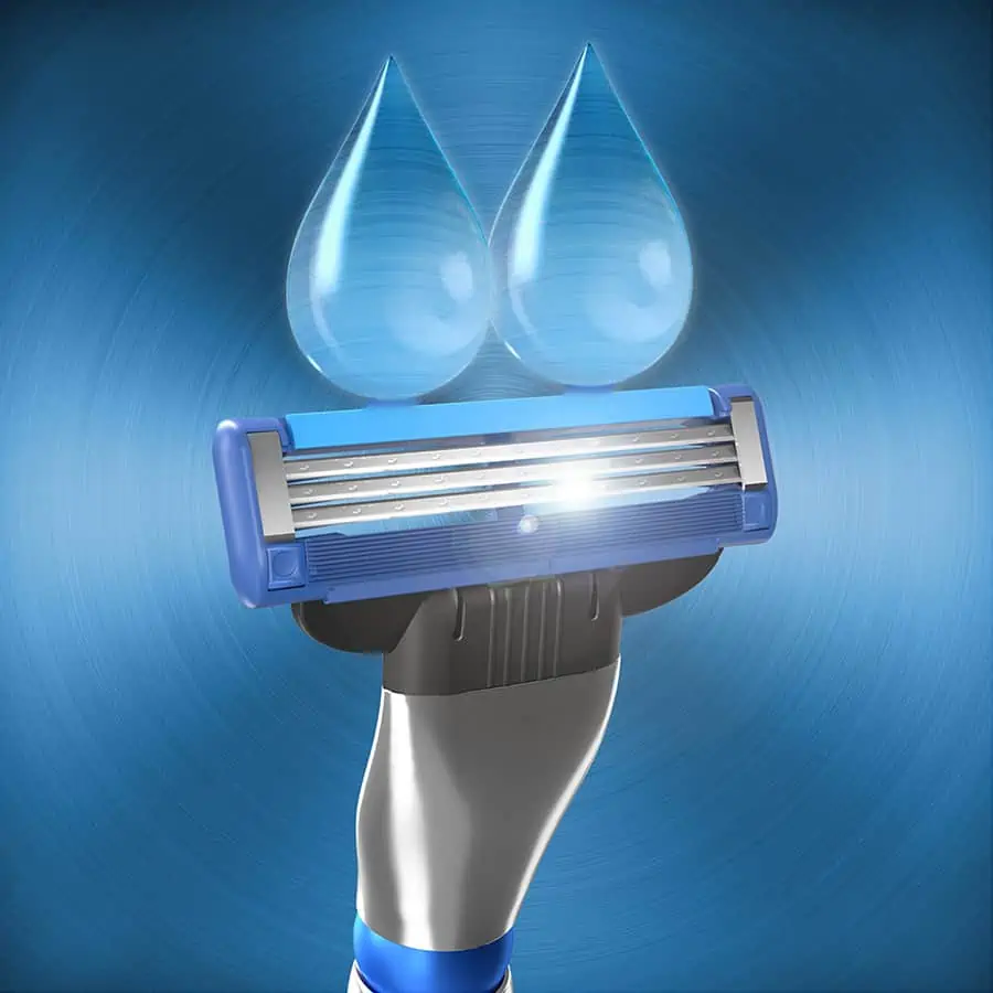 Hlavica Gillette Mach 3 Turbo má prúžok so zvlhčujúcimi látkami