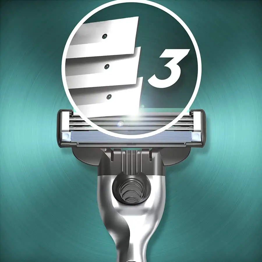 Tri silné čepieľky Gillette Mach 3