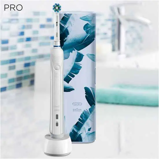 Elektrická zubná kefka Oral-B PRO 1 750 s dizajnovým puzdrom